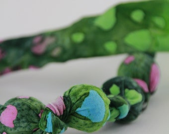 Green Stylish Fabric Nursing Babywearing Necklace Beads