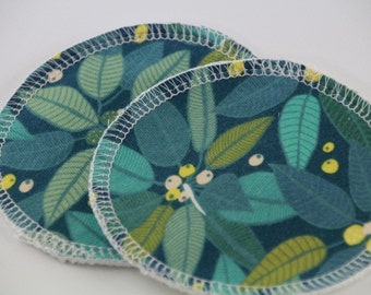 Reusable Cloth Breast Pads. Two sets (4 pads).  For nursing mothers.  Moreton Bay Fig print.