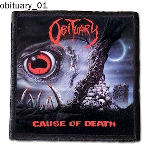 Può includere: Toppa ricamata in bianco e nero con il nome della band "Obituary" in lettere rosse e bianche. Il titolo dell'album della band "Cause of Death" è stampato in rosso sotto il nome della band. La toppa presenta un grande occhio rosso con un viso da teschio e un albero con teschi che crescono dai suoi rami.