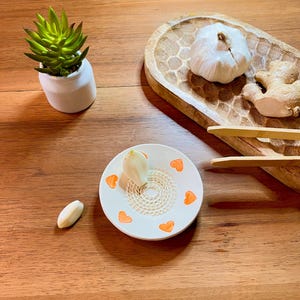 Ceramic garlic scraper, grater for garlic, ginger and tomato, handcrafted decor with hearts, handmade kitchen tool, unique pottery.