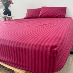 Striped Red Cotton Fitted Sheet - Soft Elastic Bedding