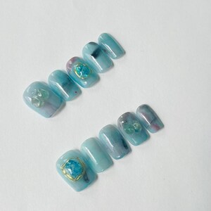 Appuyez sur les ongles taille M
