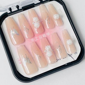Appuyez sur les ongles taille M