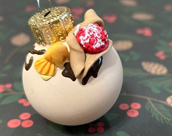 Truffle Ornament: Berry Biscuit with Drizzle