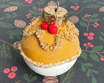 Truffle Ornament: Gingerbread Creme