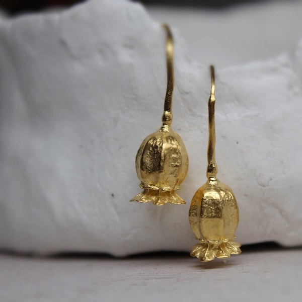 Botanical earrings, Gold plated Poppy pod earrings, Nature cast jewelry, Nature earrings , Wedding earrings for her