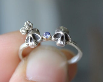 Anillo de calavera doble de plata de ley: tanzanita, joyería con calavera de azúcar