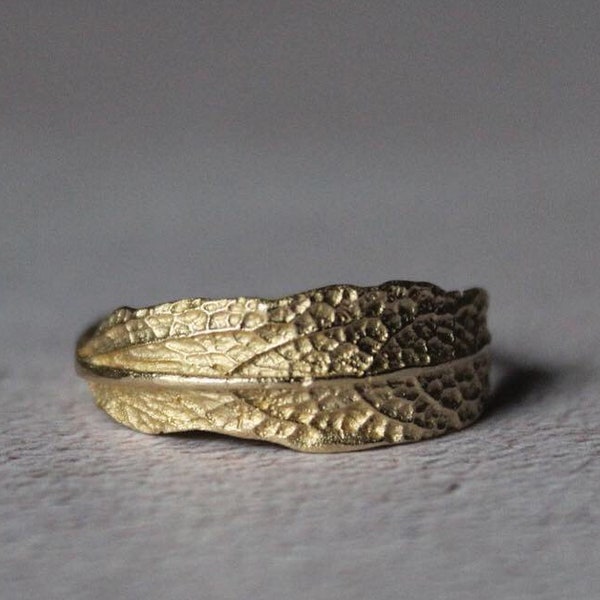 Alternative engagement ring , 14k gold leaf ring, Leaf wedding ring, Botanical jewellery , Gift for girlfriend