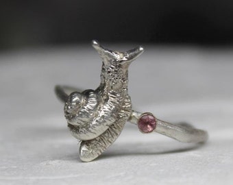 Bague escargot en argent sterling | Tourmaline rose avec lunette en or 9 carats | Bijoux naturels faits main
