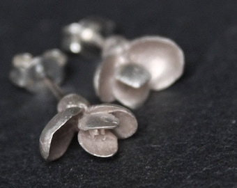 Pendientes de plata de ley con suculentas: joyería botánica fundida