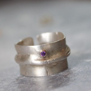 Chunky sterling silver ring with 2mm amethyst gemstone, Adjustable organic ring image 1