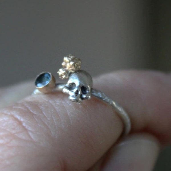 London blue topaz ring, Sugar skull ring, 14K gold ring, Delicate skull ring, Dia de los muertos, Gift for her