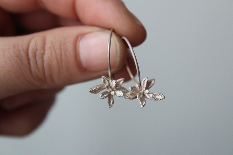 Succulent earrings , Silver Succulent jewelry , Flower earrings , Nature cast earrings , Gift for mom-Botanical jewelry image 6