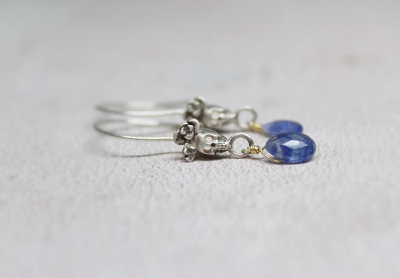 Sugar skull earrings with sapphire