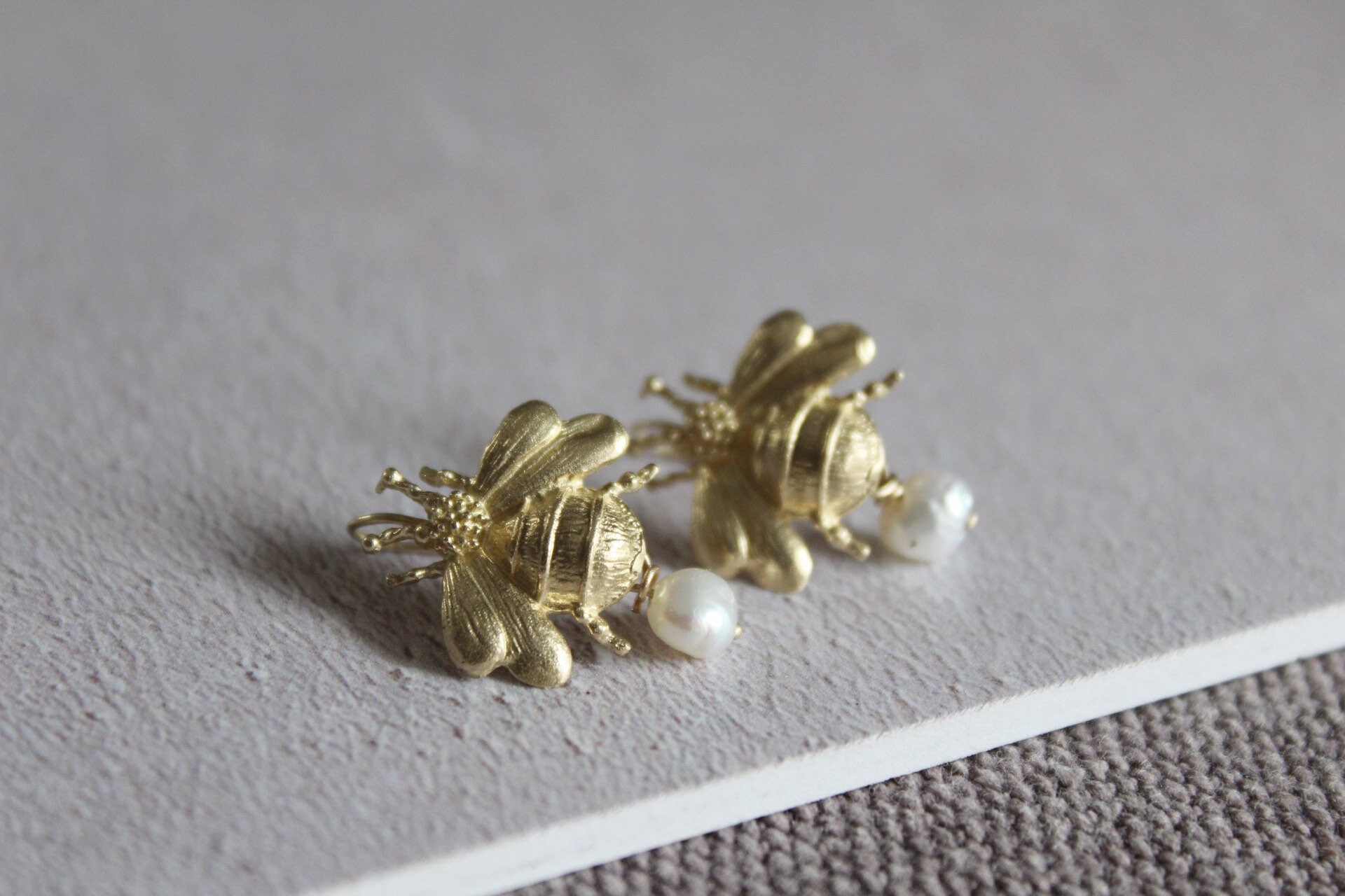 14K solid gold bee earrings Gold bee earrings with pearl Etsy