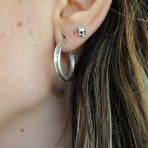 Sterling Silver Hoop Earrings: Modern Minimalist Everyday Jewelry