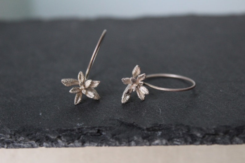 Succulent earrings , Silver Succulent jewelry , Flower earrings , Nature cast earrings , Gift for mom-Botanical jewelry image 7