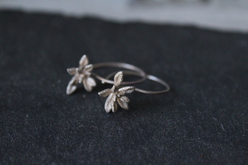 Succulent earrings , Silver Succulent jewelry , Flower earrings , Nature cast earrings , Gift for mom-Botanical jewelry image 9