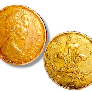 United Kingdom 1971 Two New Pence Coin (2p) - Queen Elizabeth II - Uncirculated - Ideal for Jewellery or Craftmaking