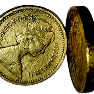 Vintage Gold Coin Featuring Queen Elizabeth II - One Pound Collectible British Currency