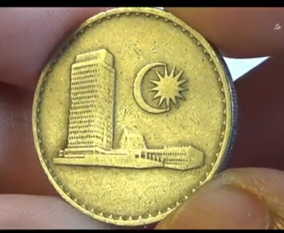 1976 Malaysia 10 Sen Coin - Old Malaysian Money - Asian Coin