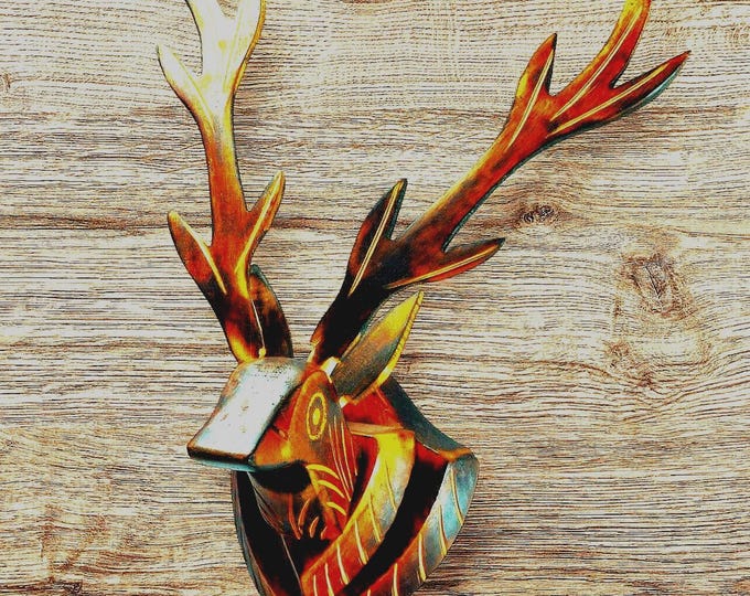 Carved Wooden Deer Head Wall Mount: Rustic Cabin Decor