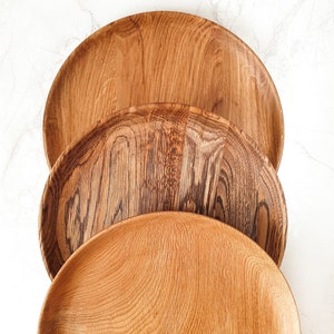 Wooden Plate - Hand-Carved Rustic Dinnerware, Oak Wood Eco-Friendly Tableware for Side Dishes or Appetizers, Perfect for Farmhouse Decor