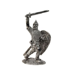 RUSSIAN Knight MEDIEVAL Russia WARRIOR 1/32 54mm Metal Tin Figure Tin Toy Soldier Not A Toy