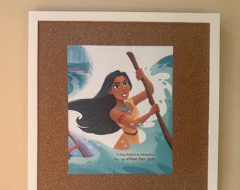 Disney Pinnwandboard Pocahontas aus dem Goldenen Buch ohne Stifte Bambi Pluto Dopey Ariel Stitch Hercules Disneyworld Disneyland