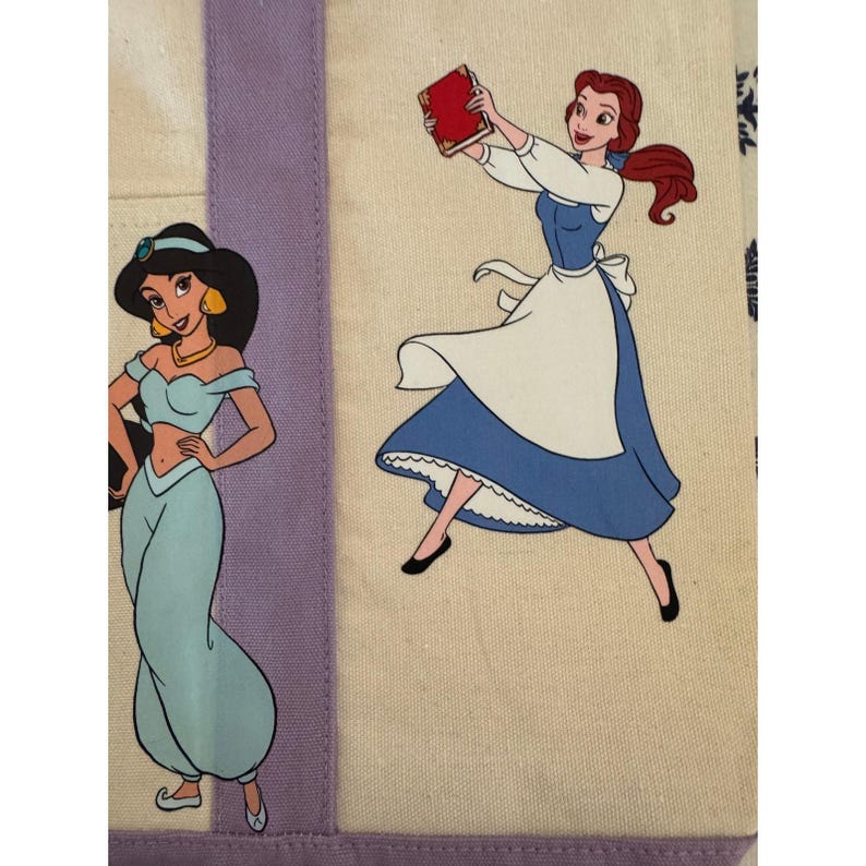 Disney Prinzessin Custom Made Trader Joes Large Purple Tote Belle, Ariel, Rapunzel Bild 6