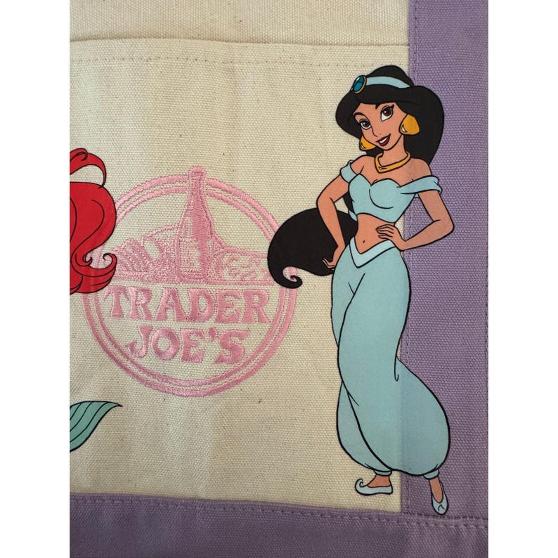 Disney Prinzessin Custom Made Trader Joes Large Purple Tote Belle, Ariel, Rapunzel Bild 5