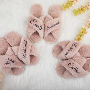 Custom Fluffy Bride Slippers, Fluffy Cross slippers,Bride Slippers, Bride to Be Gift, Bridesmaid Gift, Bachelorette Party, Fluffy Slippers