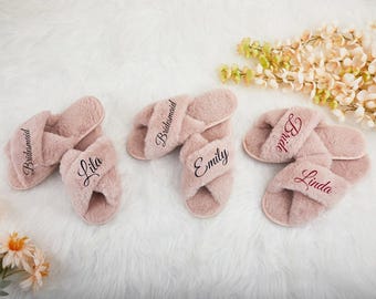 Custom Fluffy bridesmaid proposal Slipper,Custom Fluffy Slippers, Bachelorette Party Gifts, Fluffy Cross slippers,Bridal Slippers