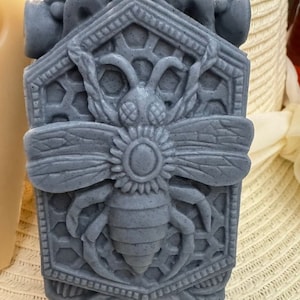 Handmade Bee Soap: Natural Organic Essential Oils, 5 oz