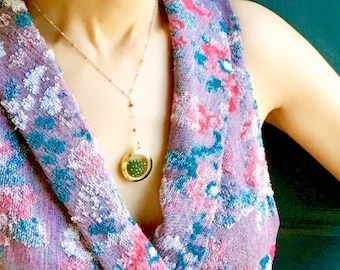 Y necklace, floating locket, glass locket, the holiday Cameron Diaz necklace, bridal necklace, Emerald crystal locket necklace