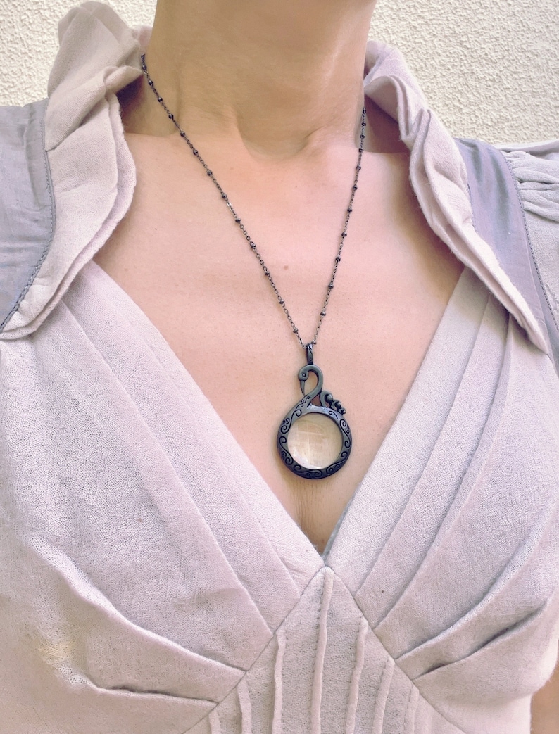 Keeper of the Lost Cities Black Swan pendant, Black Swan magnifying glass necklace, black swan monocle pendant, Black Swan Necklace image 5