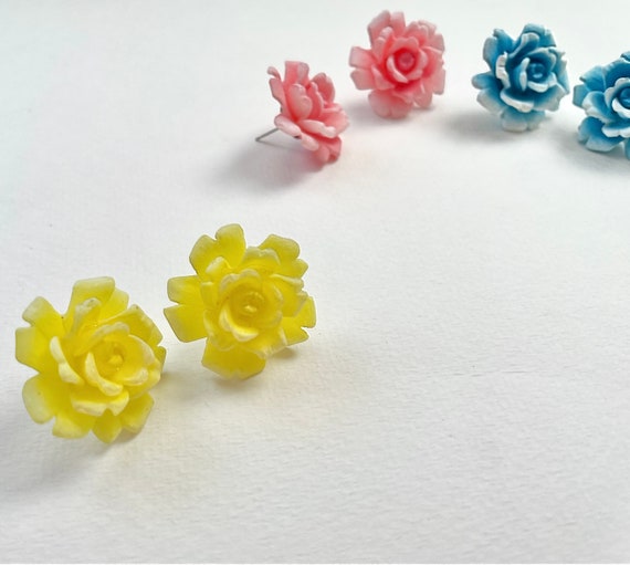 Vintage yellow rose studs, statement jewelry, Eng… - image 1