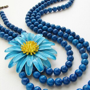 Blue Statement necklace, Beadwork, Vintage blue yellow daisy floral brooch, enamel flower statement beaded necklace image 5