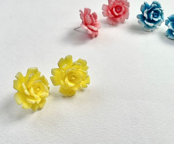 Vintage yellow rose studs, statement jewelry, Eng… - image 3