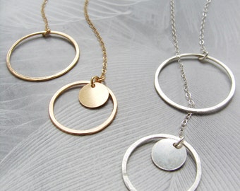 Silver circle lariat, Y necklace, Infinity circle lariat, layered long necklace, Bridal necklace, hammered circle dainty simple necklace