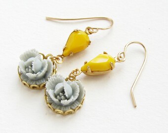 Rose drop earrings, drop earrings, dove gray rose vintage yellow glass teardrop earrings, Bridesmaid jewelry, flower jewelry gift for her