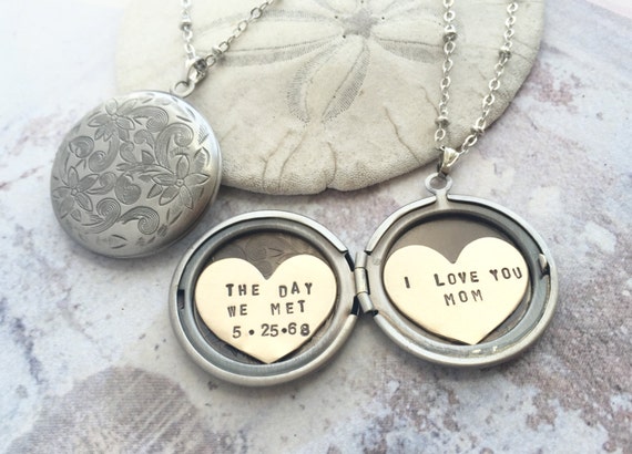 Personalized Jewelry Mothers Day Gift 