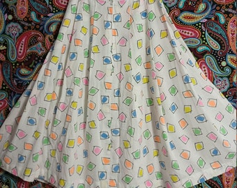 Adorable falda neón plisada de los años 80