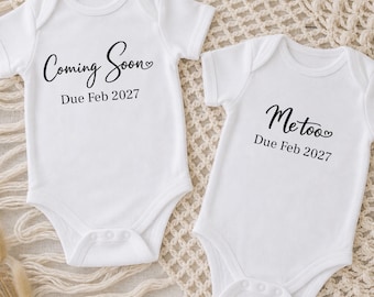Benutzerdefinierte Zwillings-Baby-Ankündigung - personalisiert bald verfügbar Ich auch Zwillings-Baby-Babybody® - IVF-Babybodysuit - Passendes Siblings-Outfit