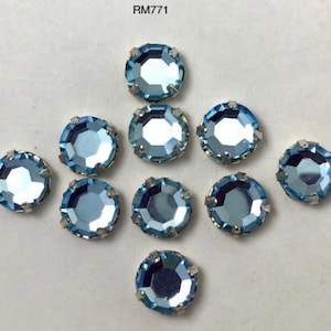 Vintage Rose Montee 8mm Blue Glass in Silver Setting