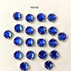 Vintage  4.75mm Rose Montees - Sapphire Blue in Silver Setting