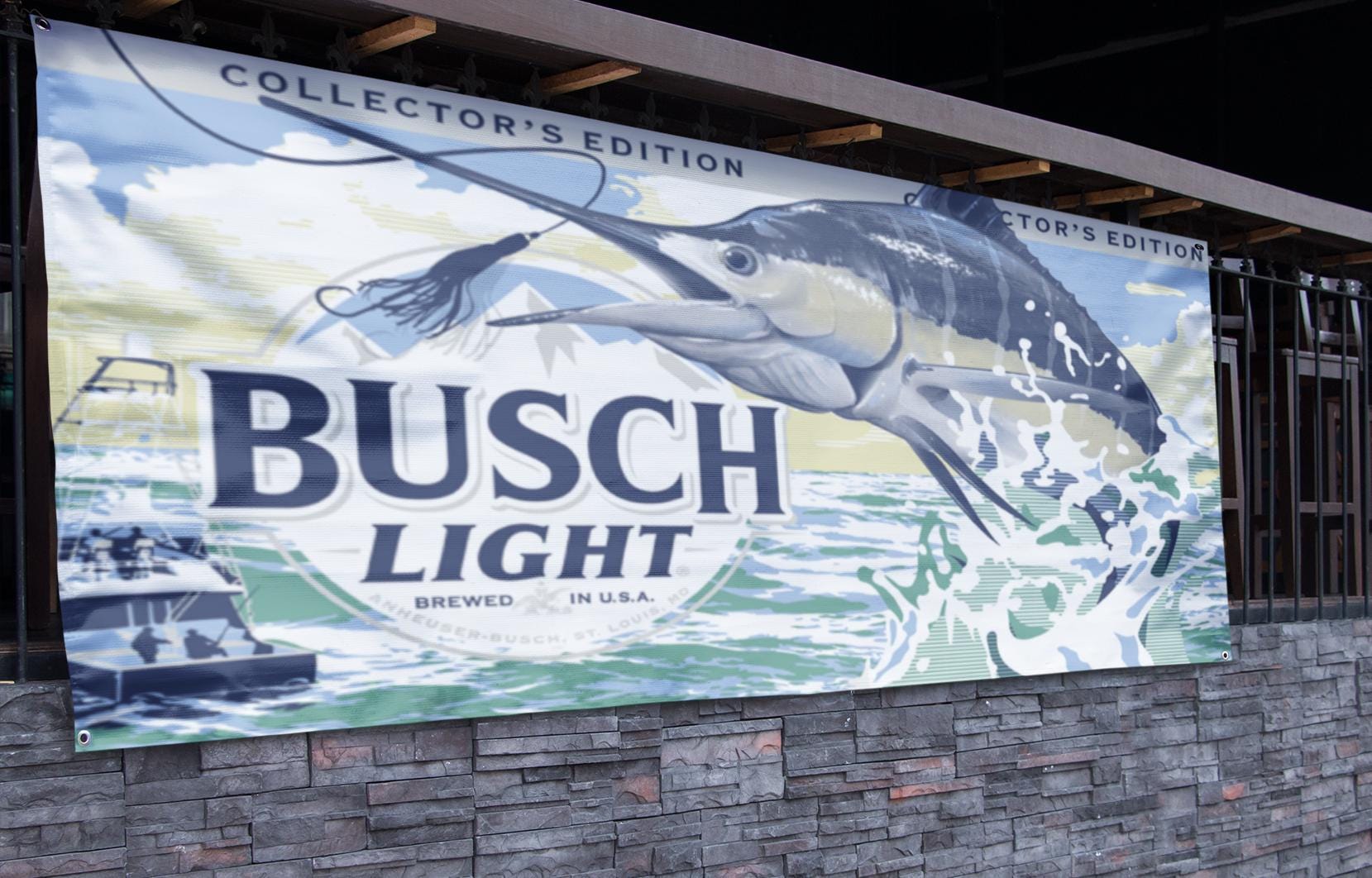 釣り　フィッシング　BUSCH LIGHT 飾り物　オシャレ Busch Light Fishing Sign 23x14 – Largemouth Bass Metal Tin Bar Man