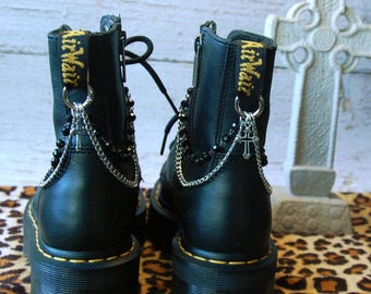 Rosary Cross Charm Horror Y2K Spooky Jewelry Boot Chains: Perfect Goth Gifts for Doc Martens