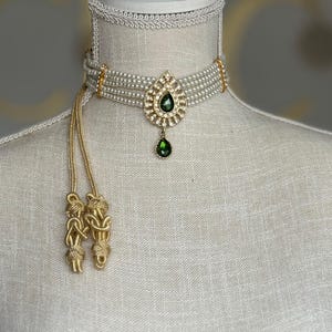 Choker hanaa