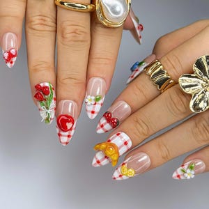 Summer Picnic Gingham Nails, Picnic Brunch Press On Nails, Cottagecore 3D Fruit Croissant Nails, Handmade Nails, Cute Strawberry Nail Art